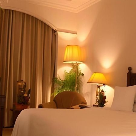 Hotel Ruposhi Bangla Dhaka Zewnętrze zdjęcie