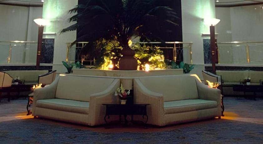 Hotel Ruposhi Bangla Dhaka Zewnętrze zdjęcie